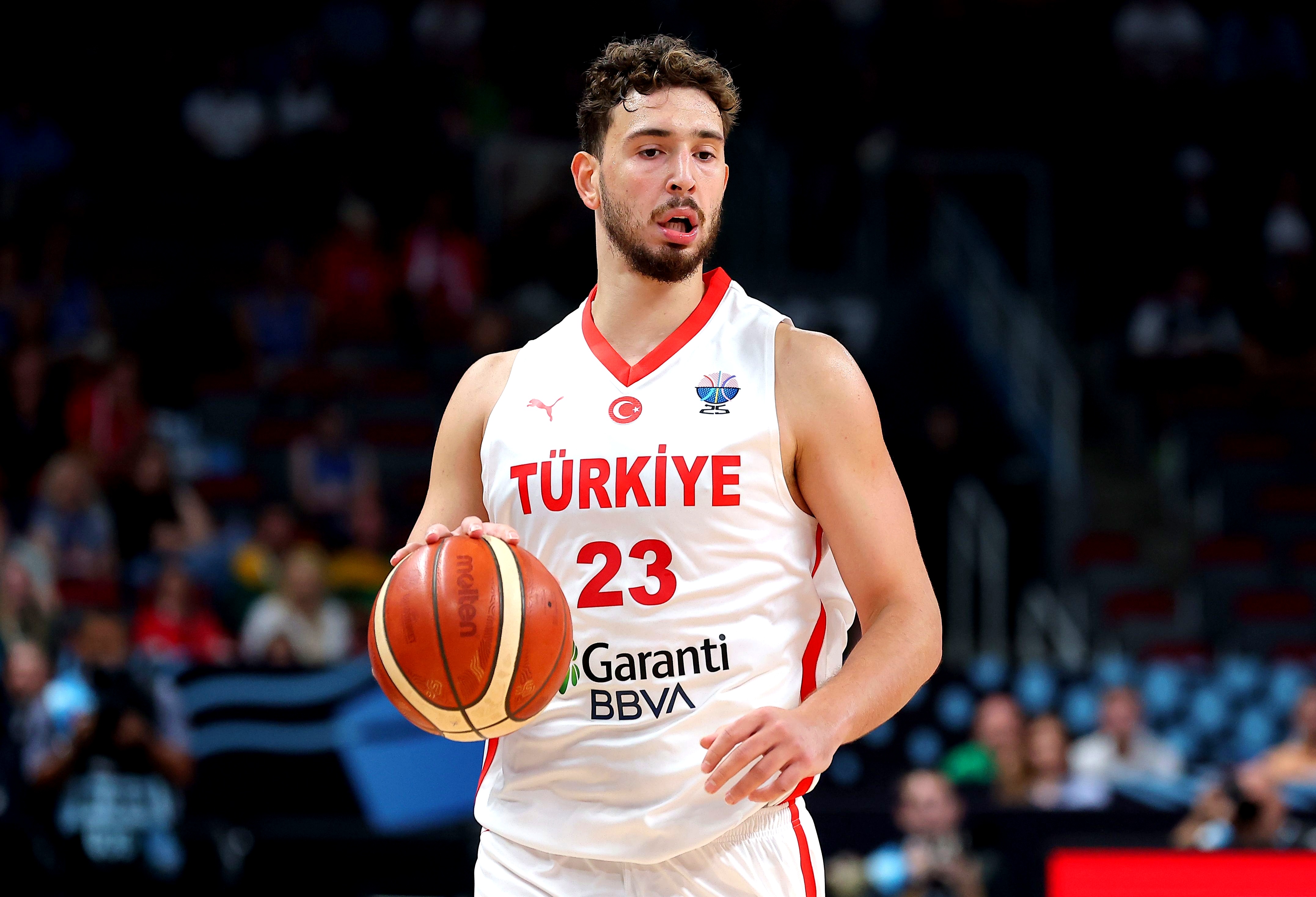 NBA常规赛今夜再迎强敌，新疆广汇遗憾出局，主帅态度：质疑声仍在，赛程密集仍需轮换的简单介绍